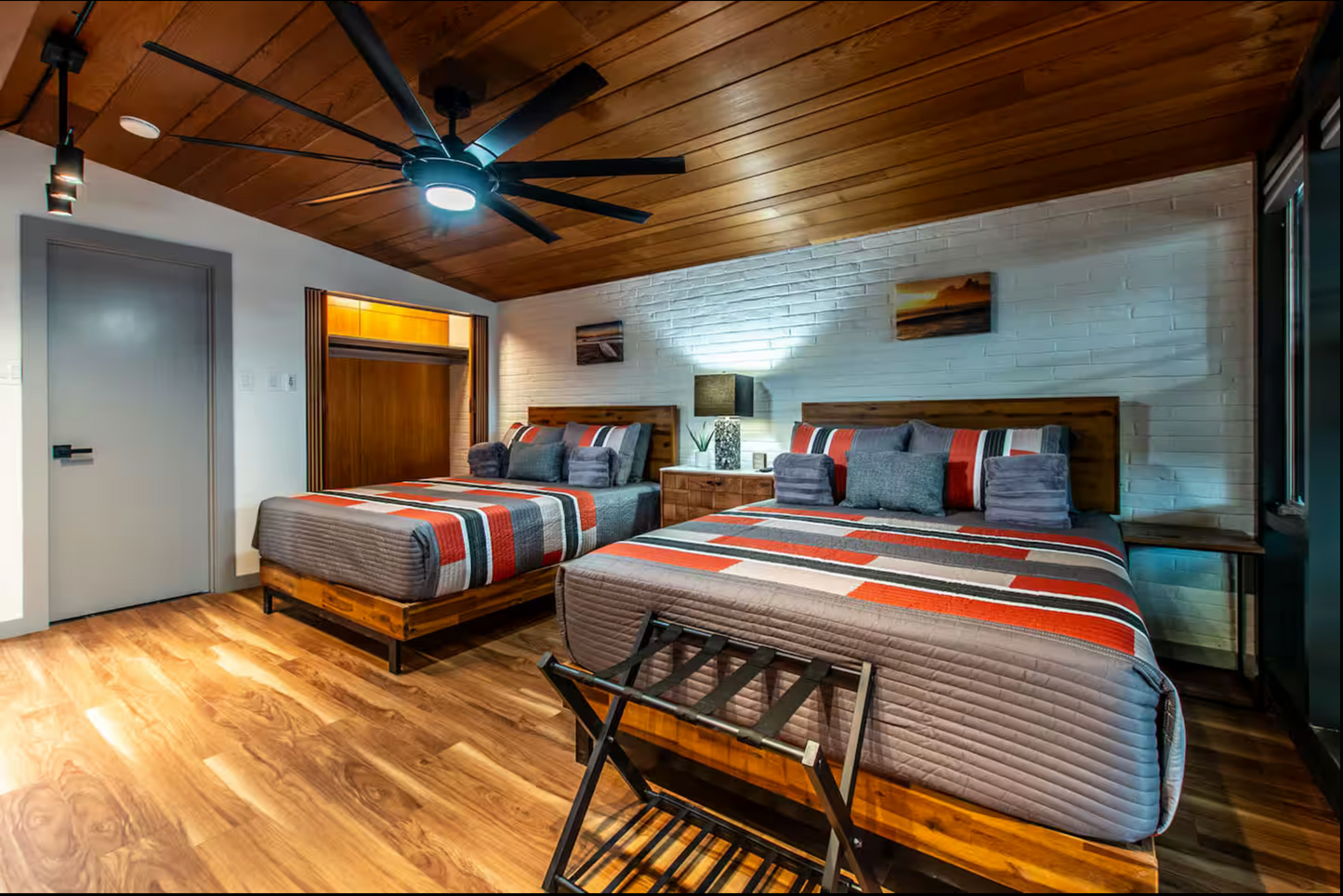 SUNRISE SANCTUARY FOR TWO